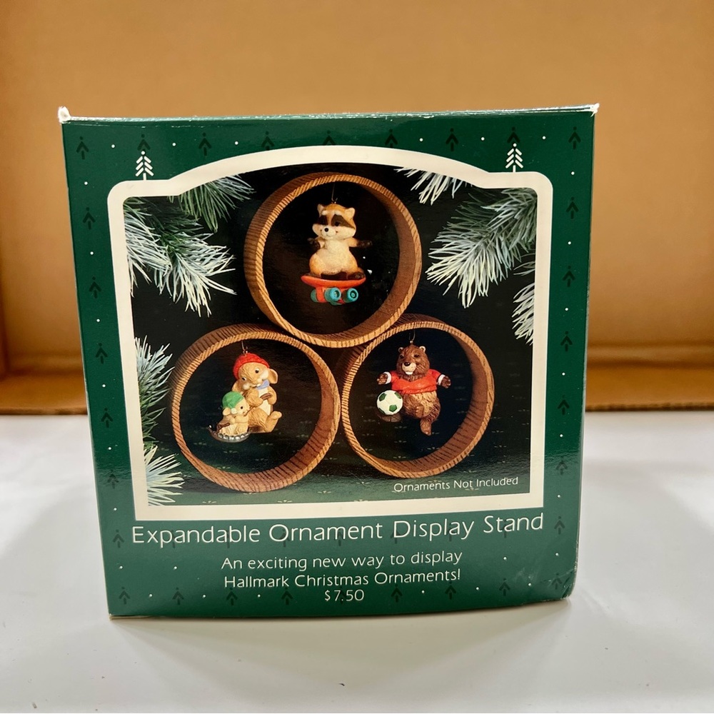 Vintage 1985 Hallmark Expandable Ornament Display Stand 3 Rings Christmas